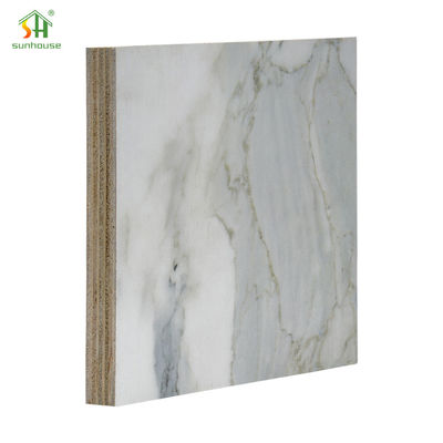 Un buen precio. Tablero amistoso de la madera contrachapada de la melamina de la madera contrachapada de la melamina de Eco para el uso interior exterior de la decoración en línea