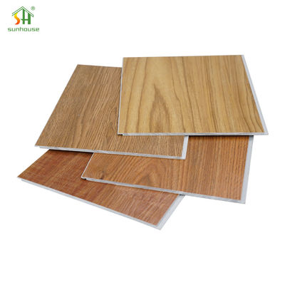 Un buen precio. Tablón de suelo con núcleo rígido impermeable SPC Click para uso en decoración exterior interior en línea
