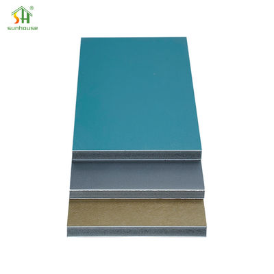 Un buen precio. Los paneles de pared respetuosos de Eco del panel verde resistente al fuego para el uso interior de la decoración exterior en línea