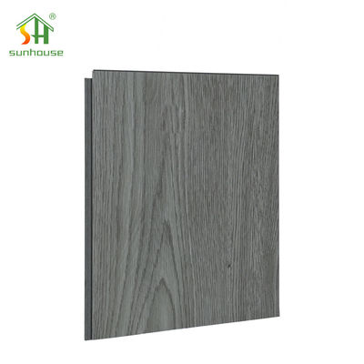 Un buen precio. Suelo comercial del clic del proceso estadístico del tablero del suelo del vinilo para el uso interior de la decoración exterior en línea