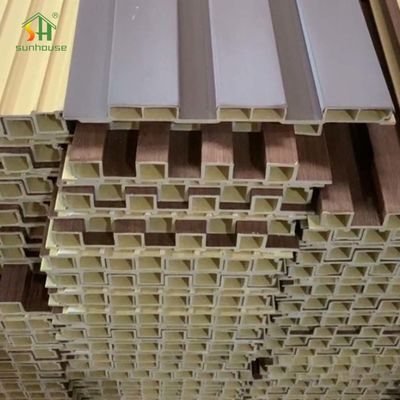 Un buen precio. Panel de pared reciclado de WPC para aplicaciones de decoración de paredes de oficinas de hoteles Aplicaciones de decoración de edificios modernos en línea