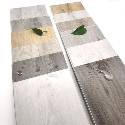Un buen precio. Tablón de suelo con núcleo rígido SPC Click para uso en decoración interior y exterior en línea