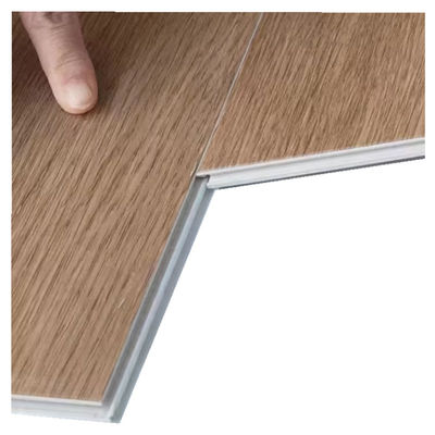 Un buen precio. SPC haga clic en tablones para pisos Uso de decoración exterior interior para uso en aplicaciones de construcción de edificios en línea