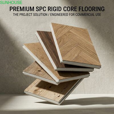 Un buen precio. Piso SPC impermeable con instalación de bloqueo por clic y superficie resistente al desgaste para hoteles en línea